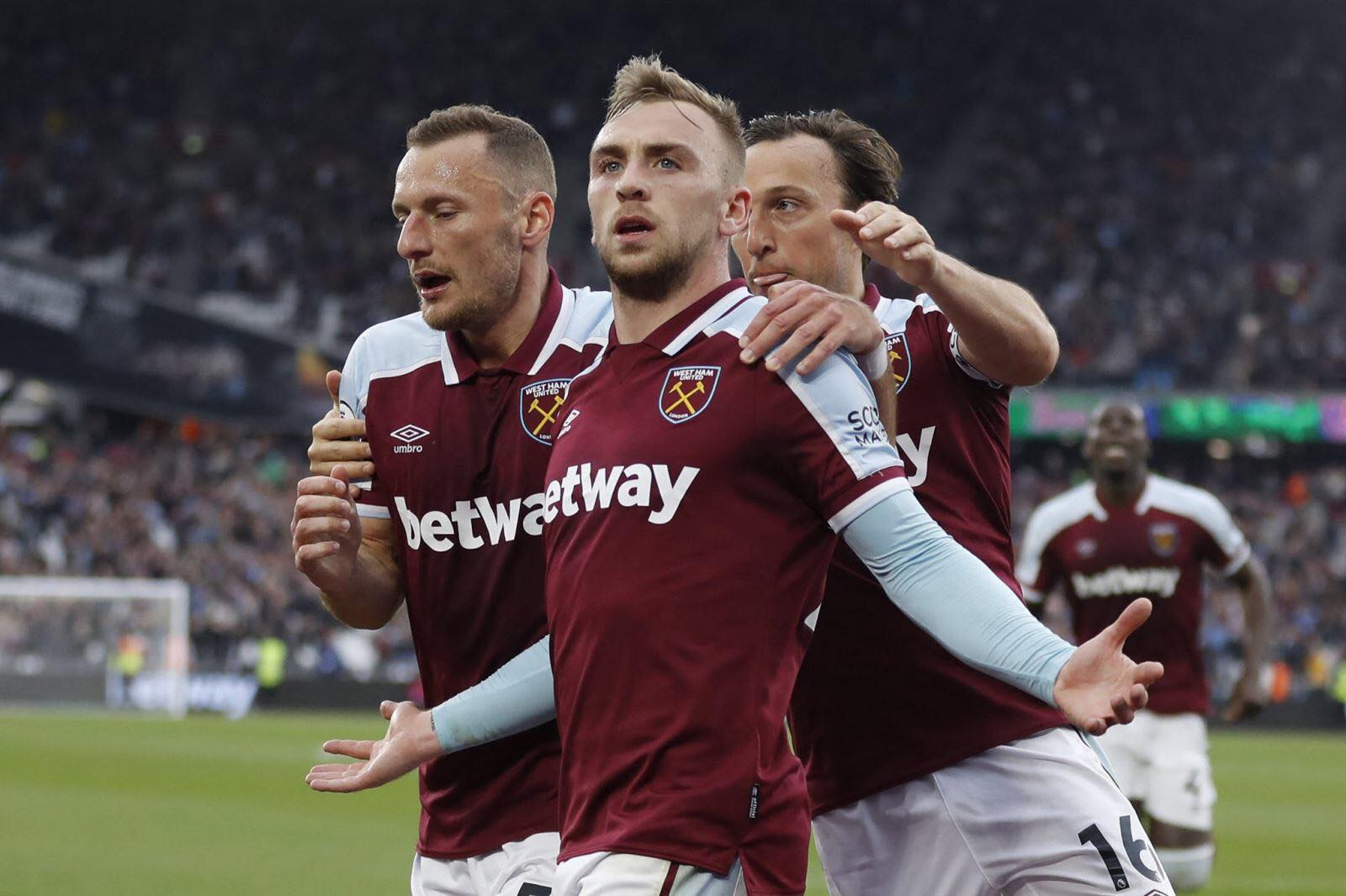 Pháo thủ xây chắc vị trí thứ 4