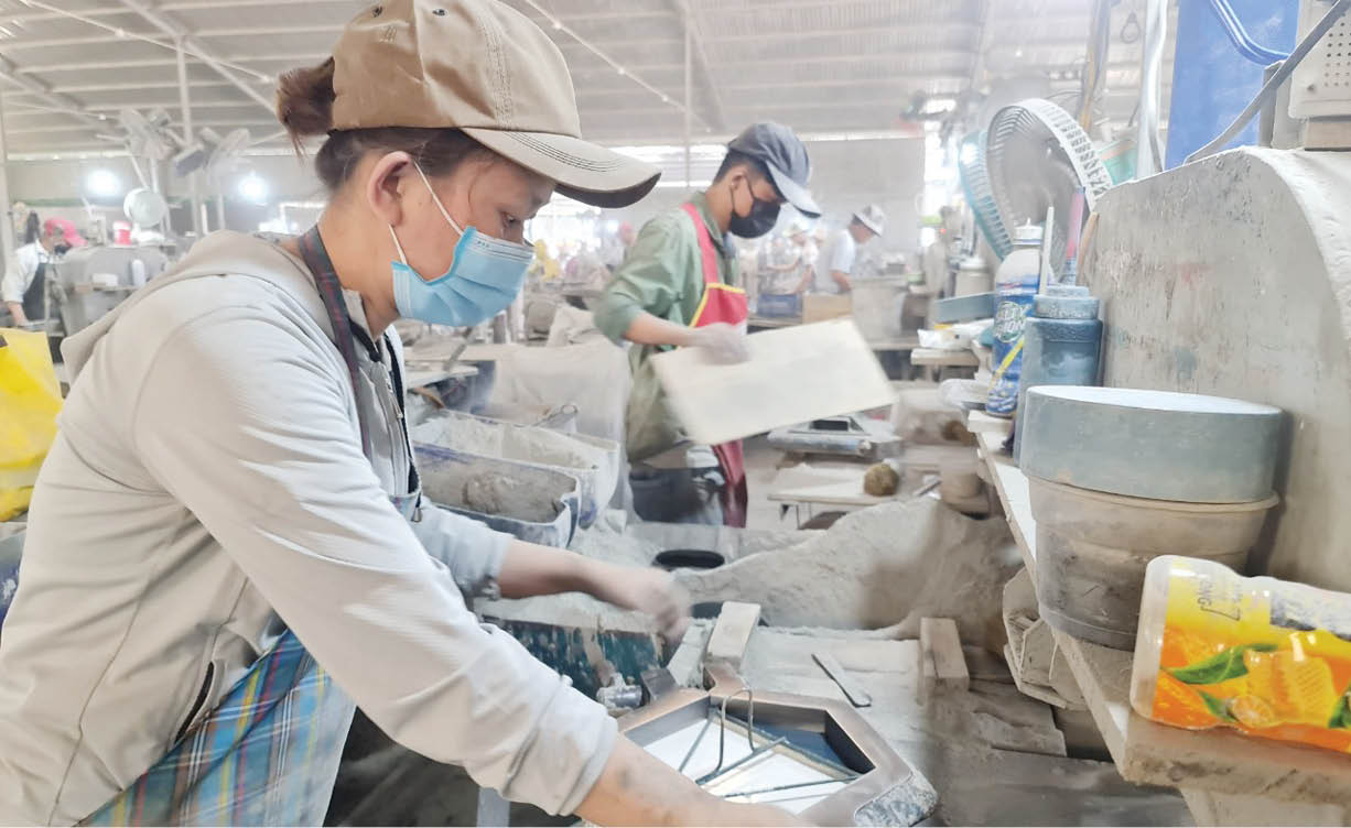 Để người lao động gắn bó với doanh nghiệp