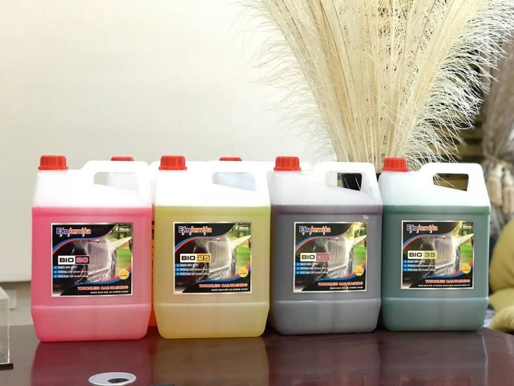 TOP 5 loại nước rửa xe ô tô chuyên dụng, giá tốt 2022