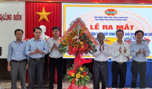 Ra mắt câu lạc bộ nông dân sản xuất giỏi cấp huyện đầu tiên