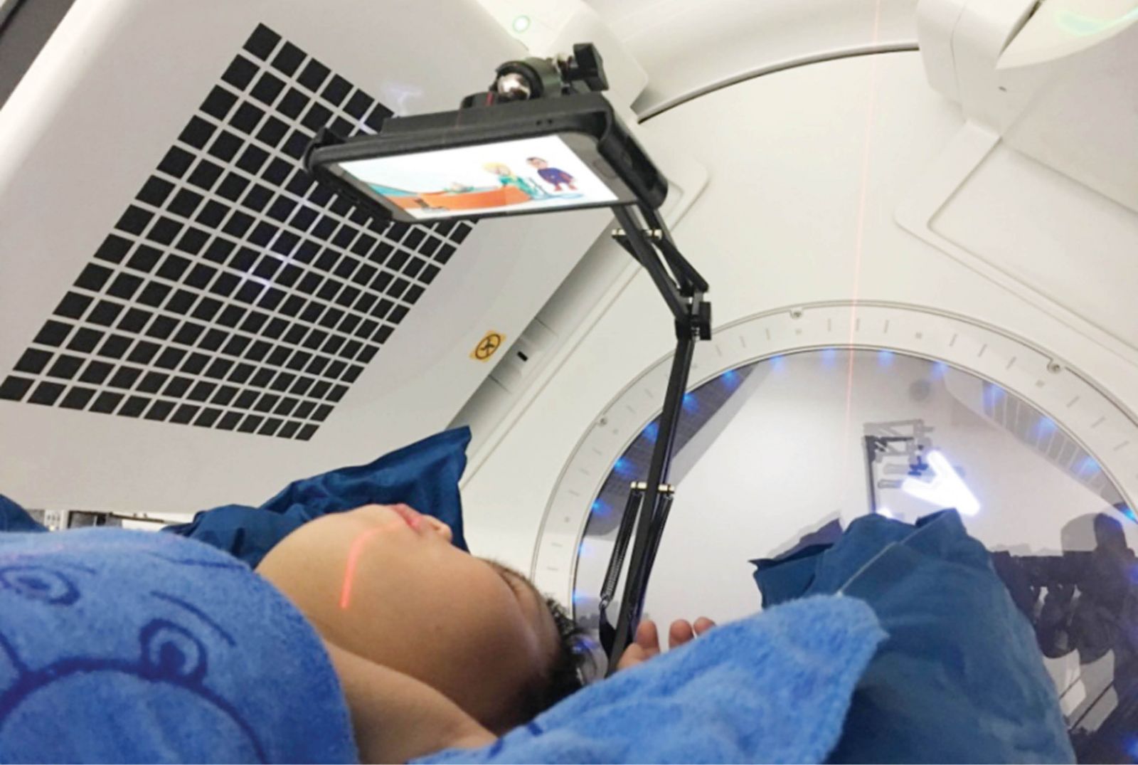 Cancer treatment in Hue The picture with bright colors