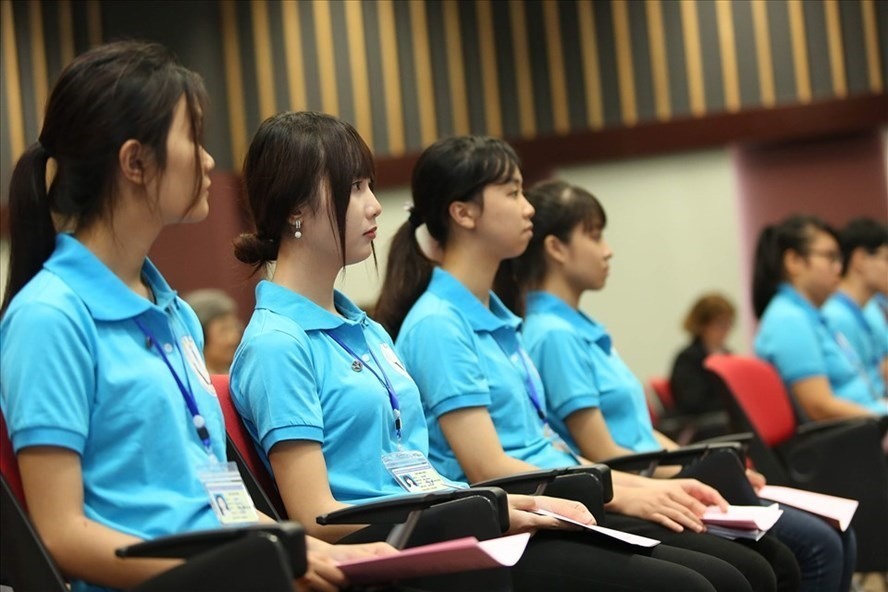 Sôi động thị trường xuất khẩu lao động