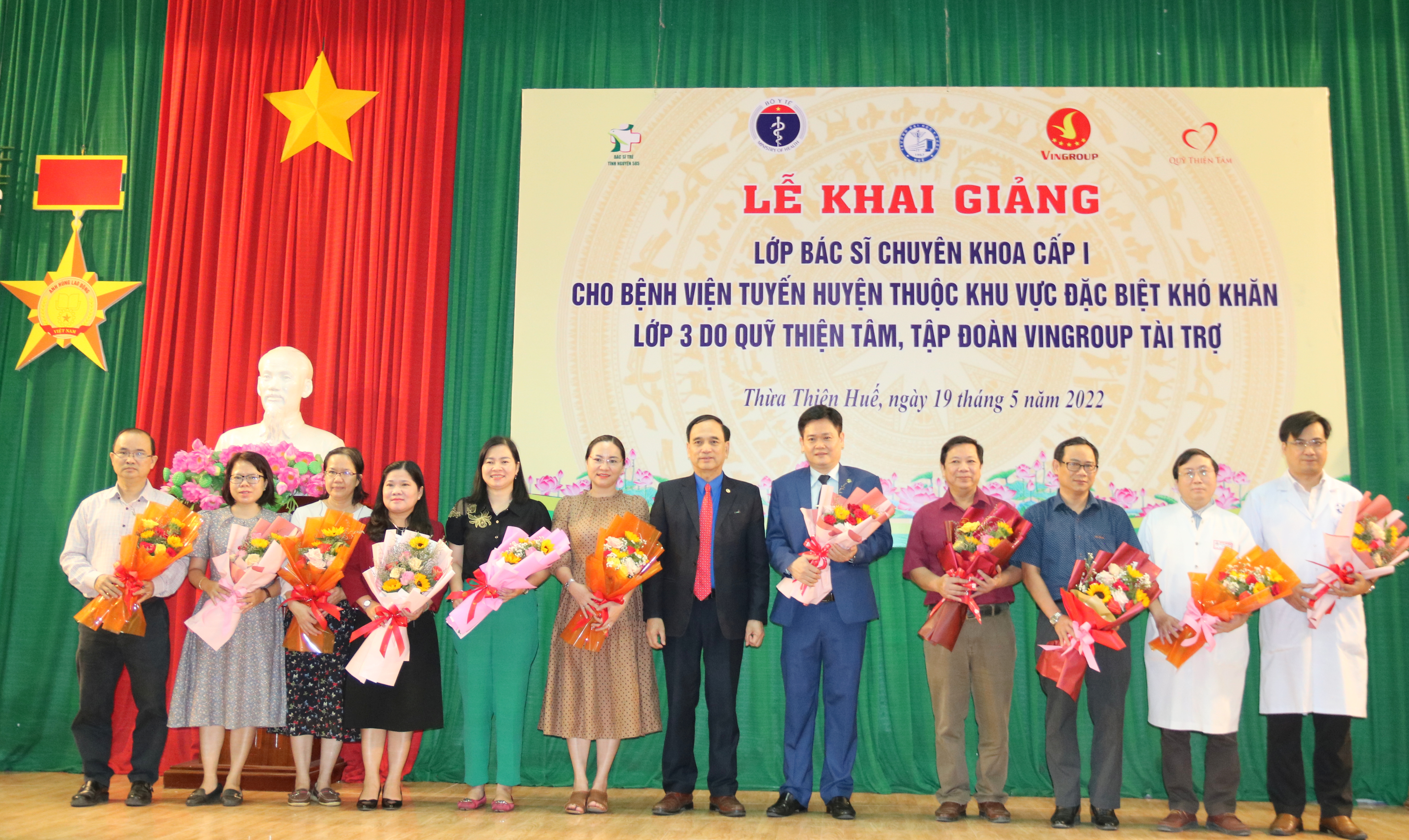 Khai giảng lớp bác sĩ chuyên khoa cấp I thuộc dự án 585