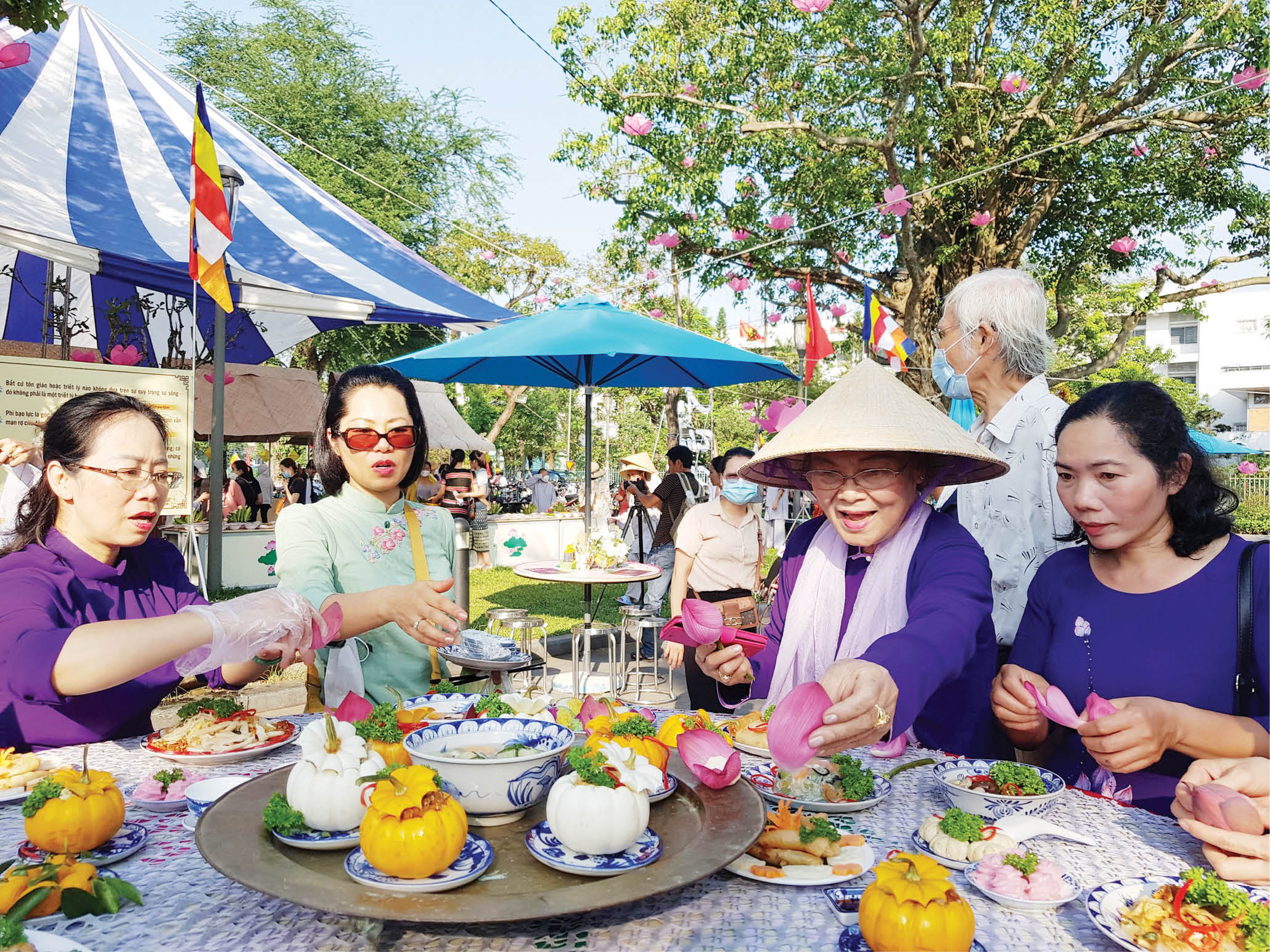 Cần có cách tiếp cận mới với du lịch tâm linh