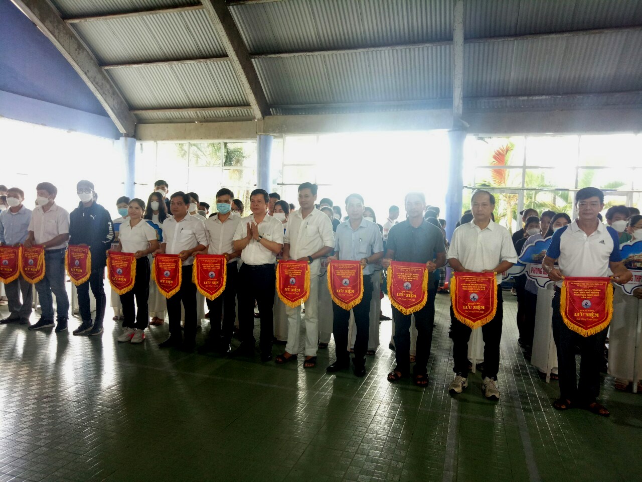 Khai mạc Giải bơi truyền thống học sinh phổ thông toàn tỉnh