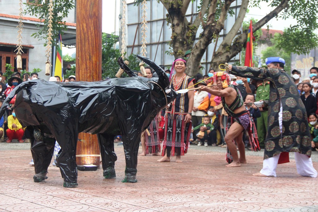 The New Rice Festival of the Co Tu ethnic group
