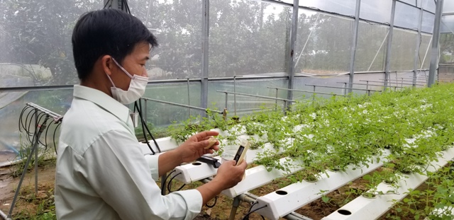 Tìm giải pháp đưa khoa học vào sản xuất nông nghiệp công nghệ cao