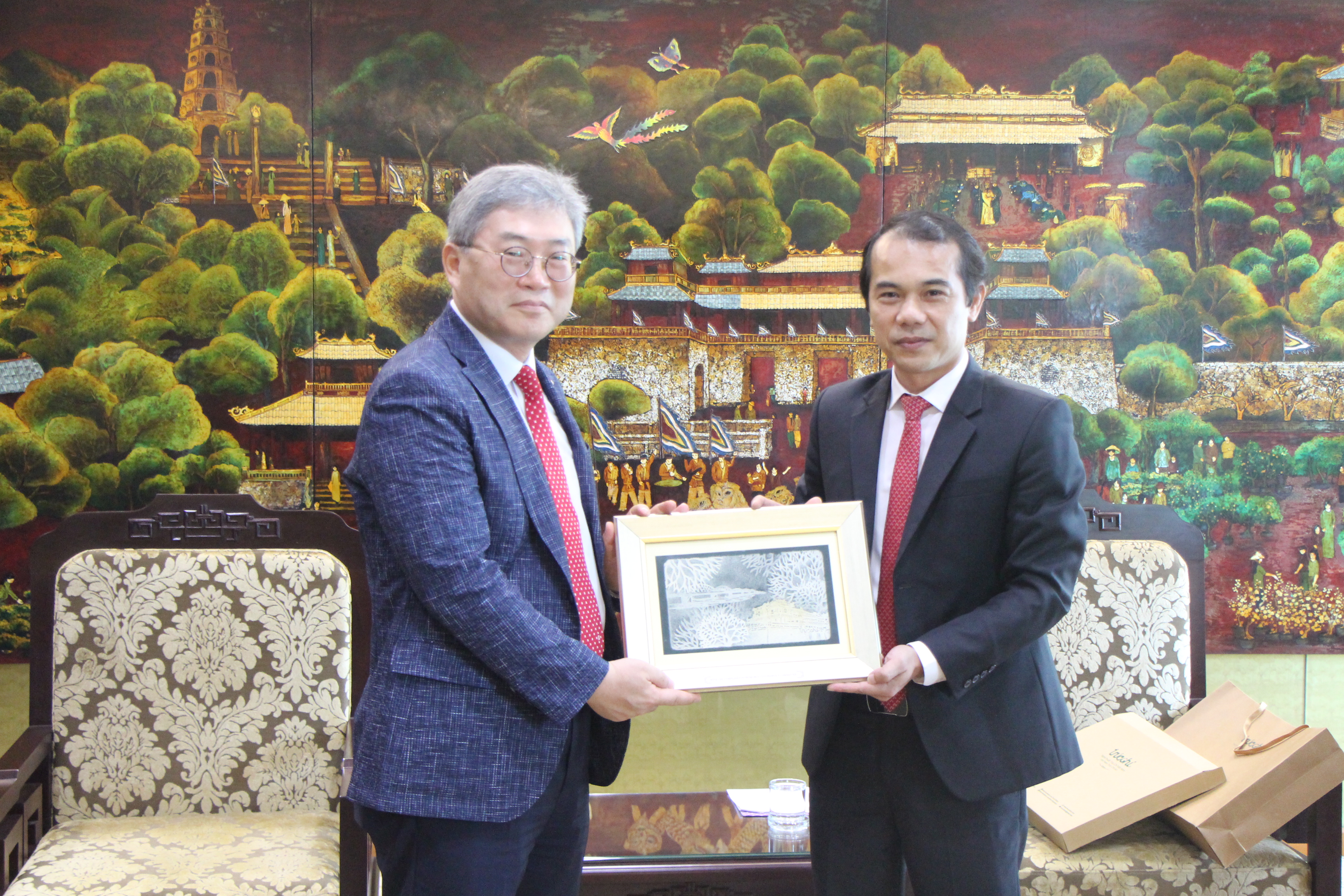 Khởi động dự án Xây dựng TP Huế văn hóa và du lịch thông minh