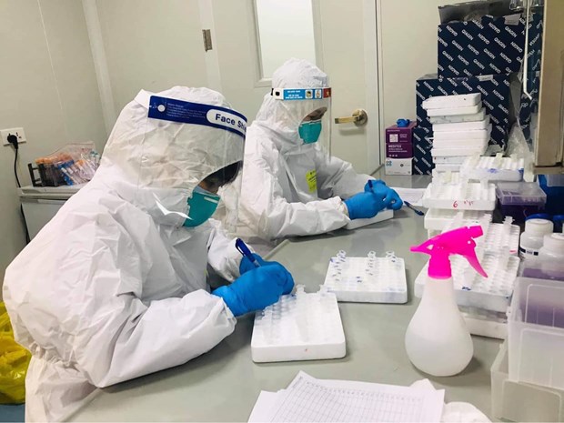 Bộ Y tế báo cáo Quốc hội về mua thiết bị chống dịch và giá xét nghiệm