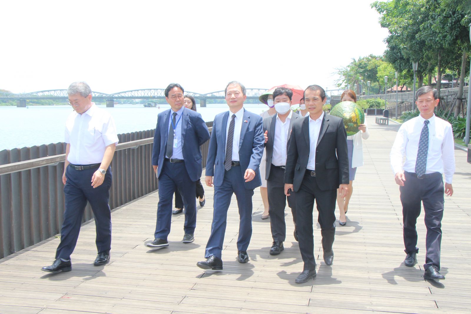 Launching the project on Building Hue City of culture and smart tourism