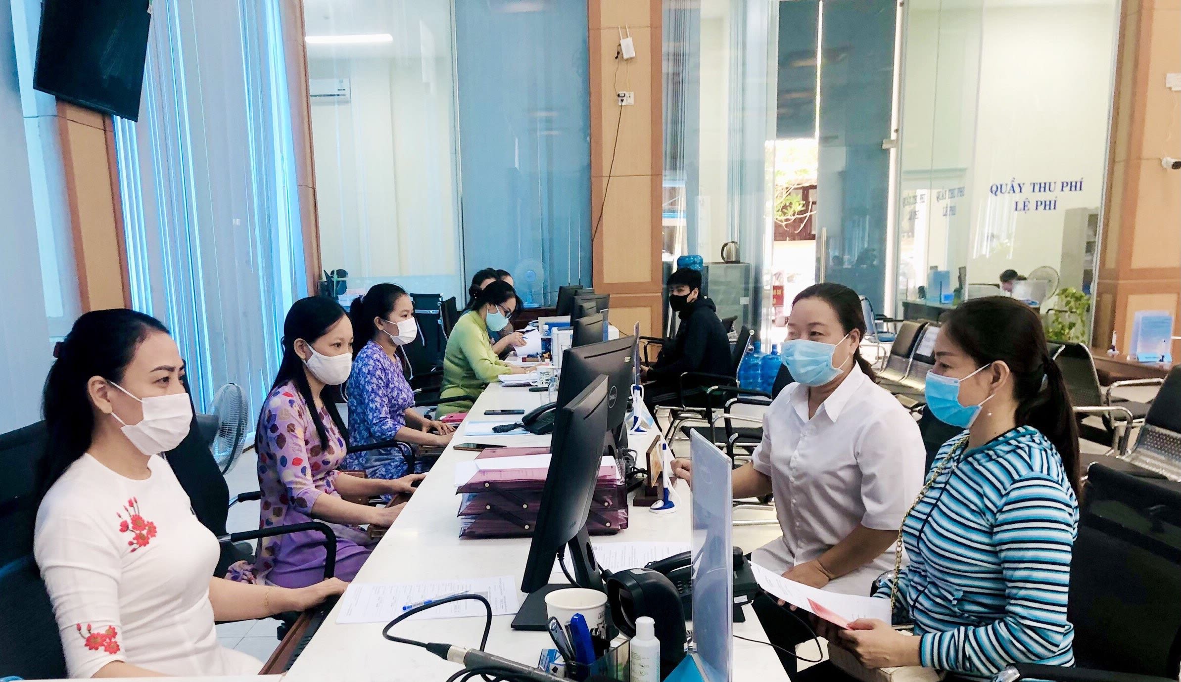 Hue City Affirming its position in administrative reform