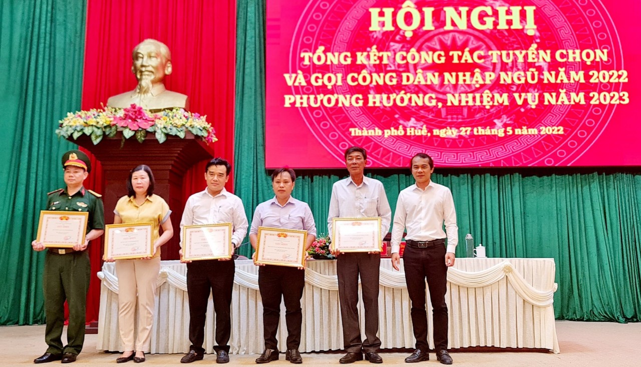 Xây dựng và triển khai các kế hoạch về công tác tuyển quân năm 2023