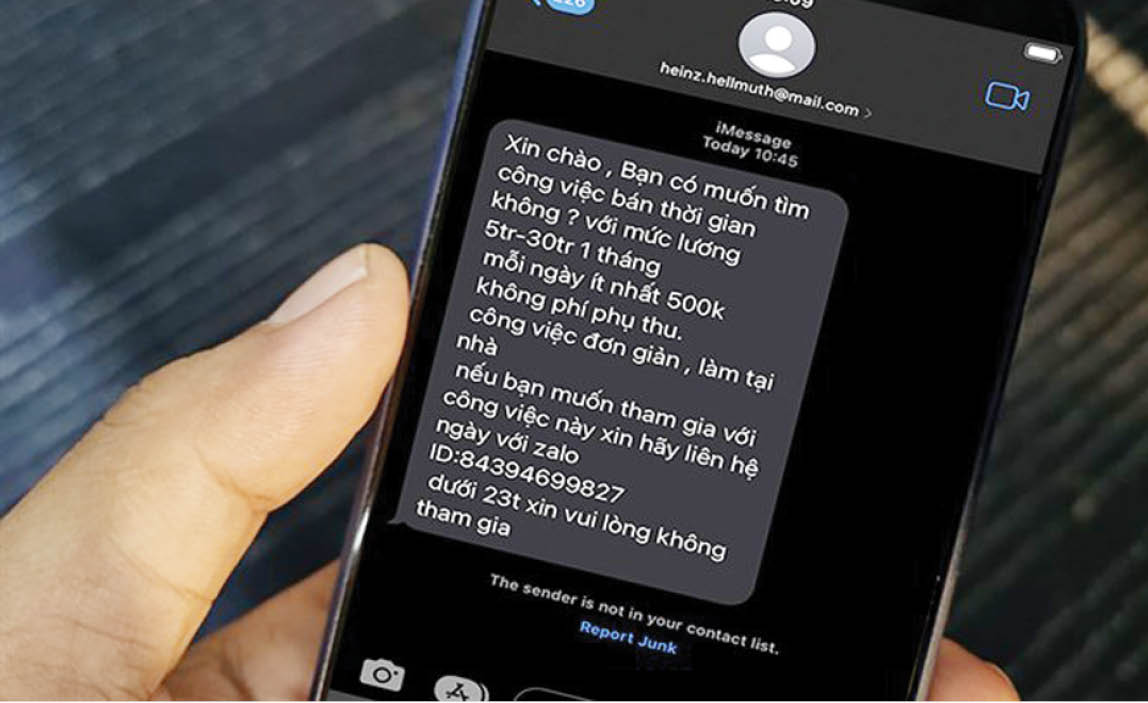 Lừa đảo bằng tin nhắn tuyển dụng
