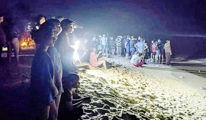 Chủ tịch UBND tỉnh tặng bằng khen cho 2 cá nhân dũng cảm cứu người