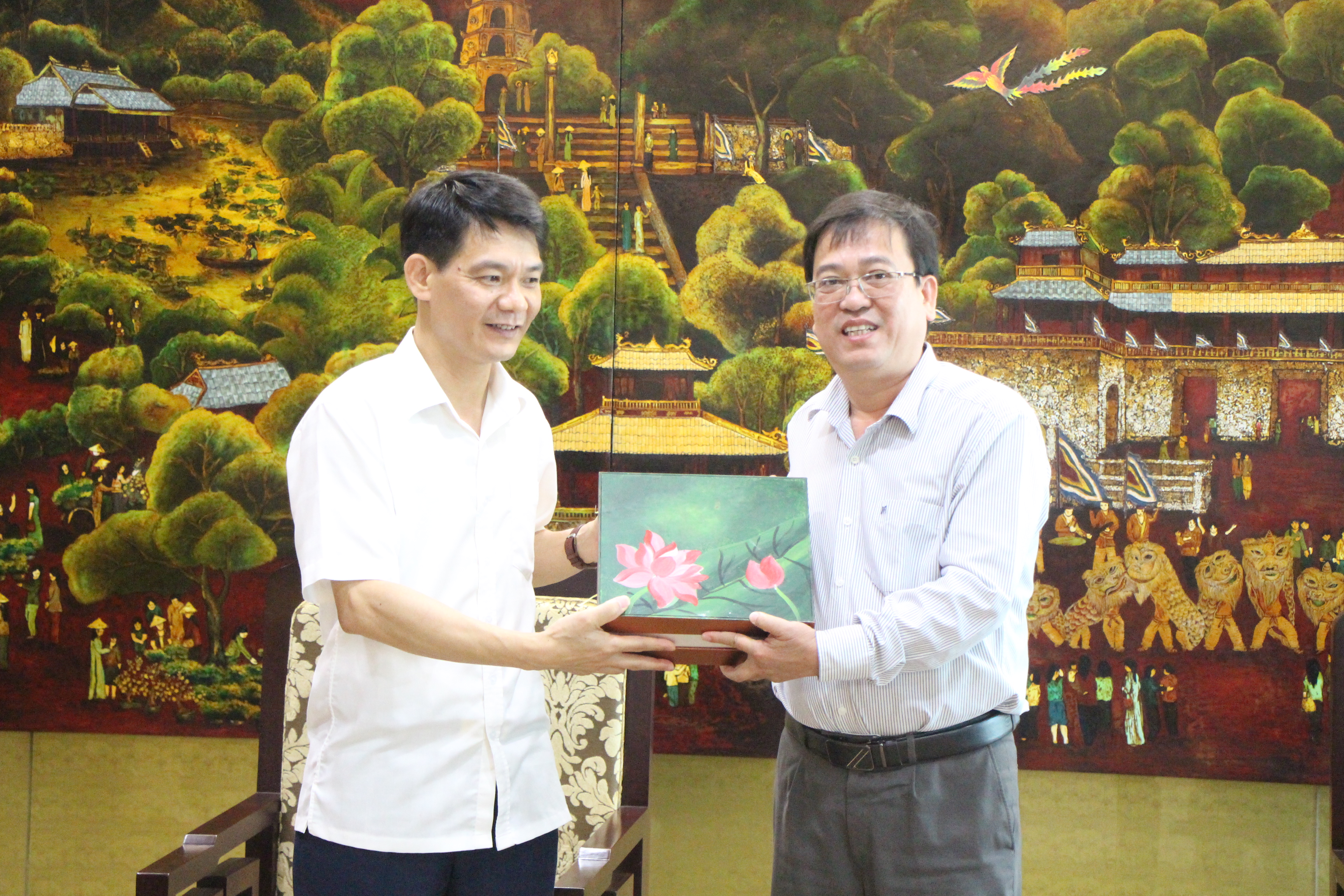 Học tập kinh nghiệm về xây dựng đô thị thông minh