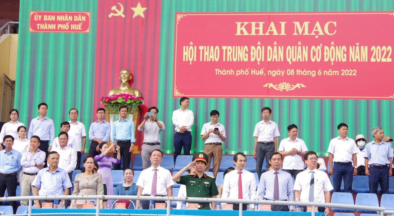 Khai mạc hội thao trung đội dân quân cơ động