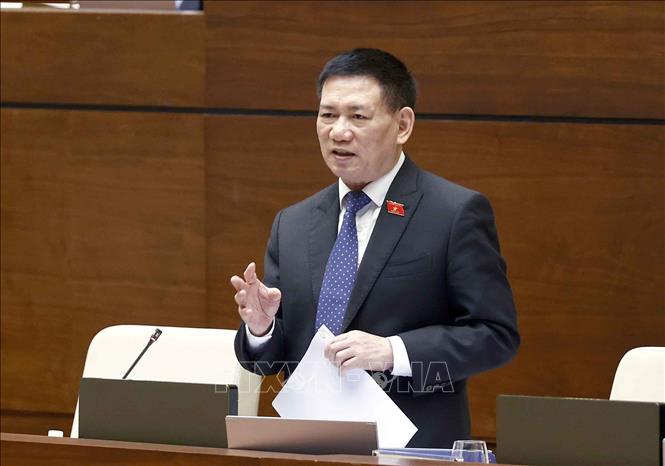 Bộ trưởng Bộ Tài chính trả lời cụ thể từng vấn đề dư luận quan tâm