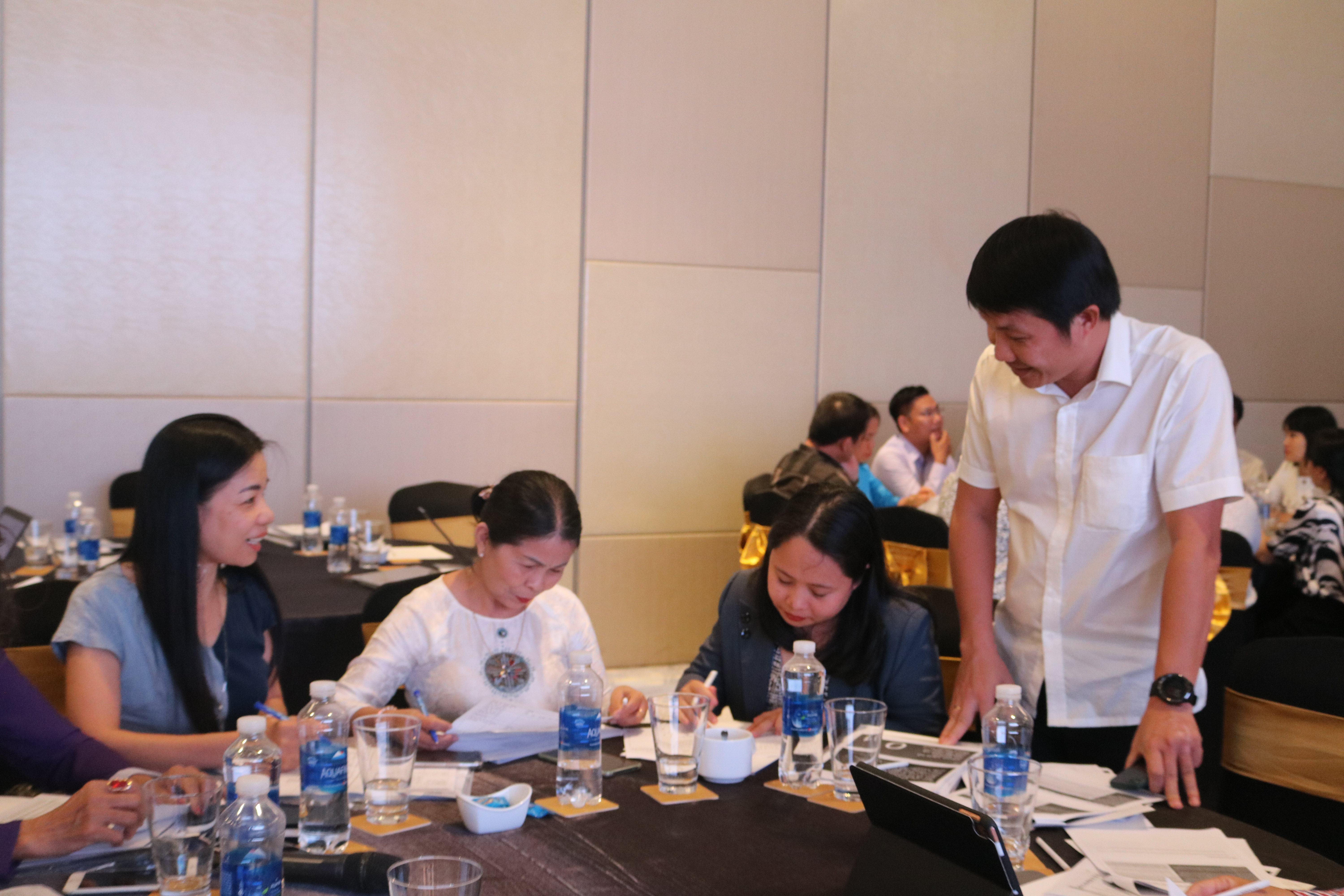 Tạo điều kiện cho doanh nhân nữ tiếp cận chính sách