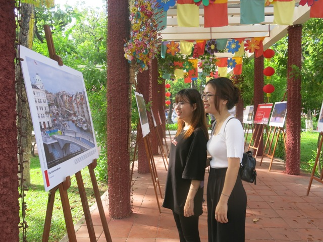 Exhibition on Copenhagen - the city of bikes
