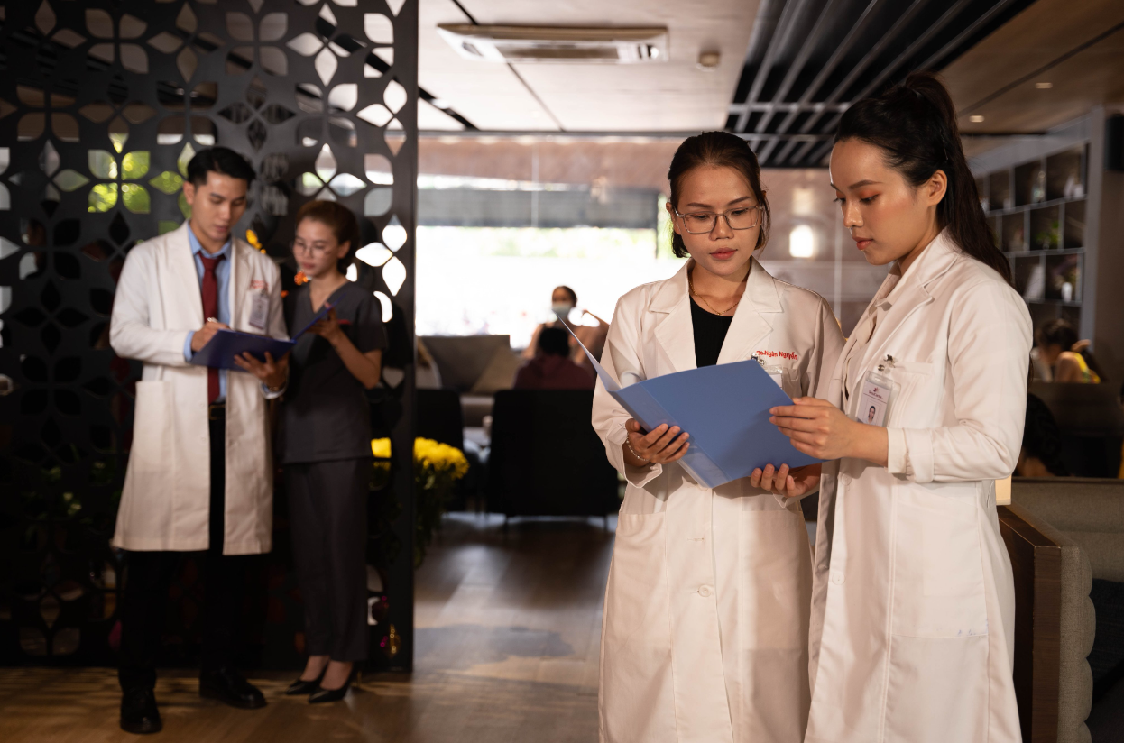 Bật mí tiêu chí giúp lựa chọn cơ sở cắt mí mắt đẹp và an toàn