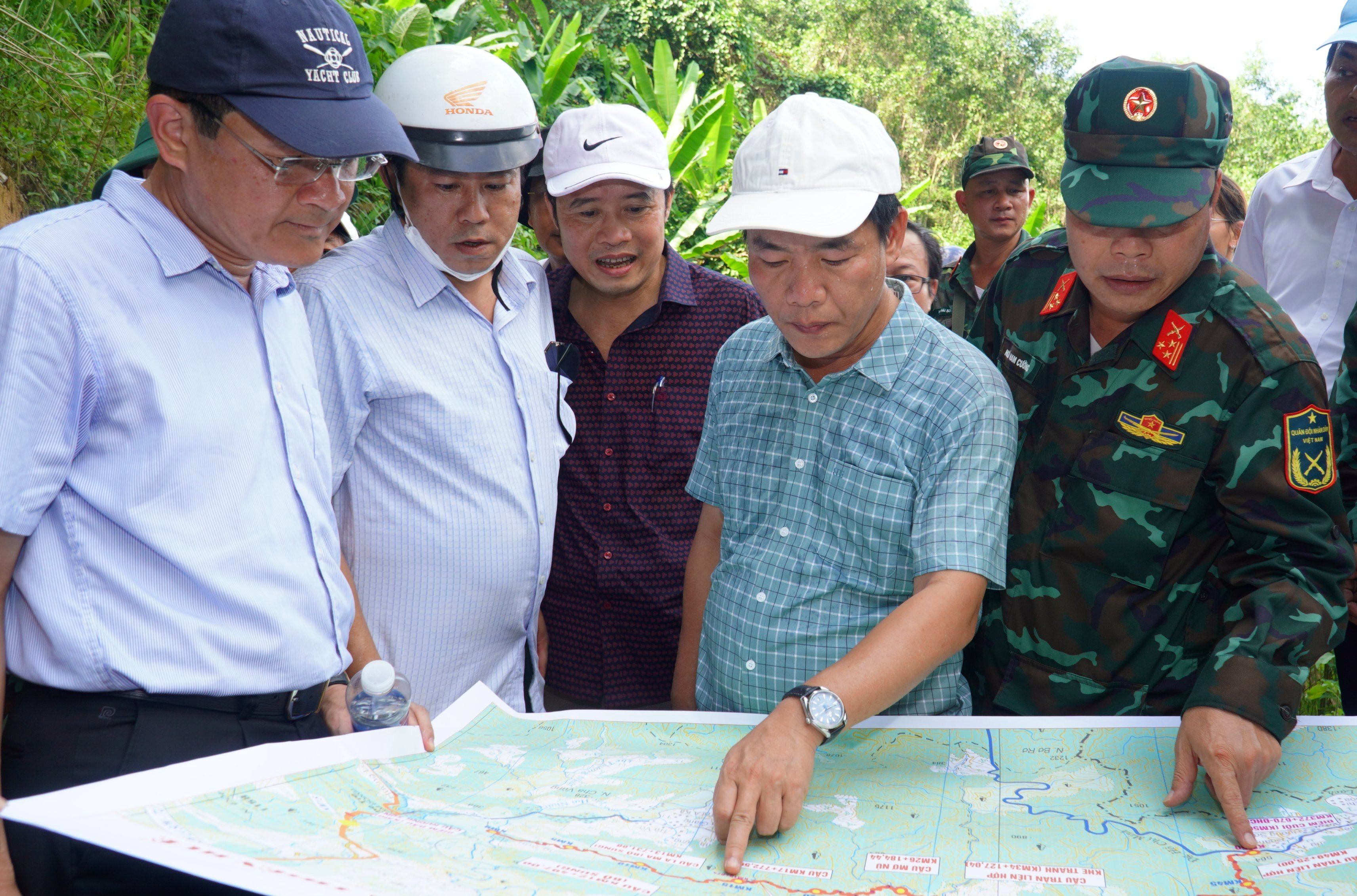 Hạn chế tác động đến cảnh quan thiên nhiên khi thực hiện tuyến đường 74
