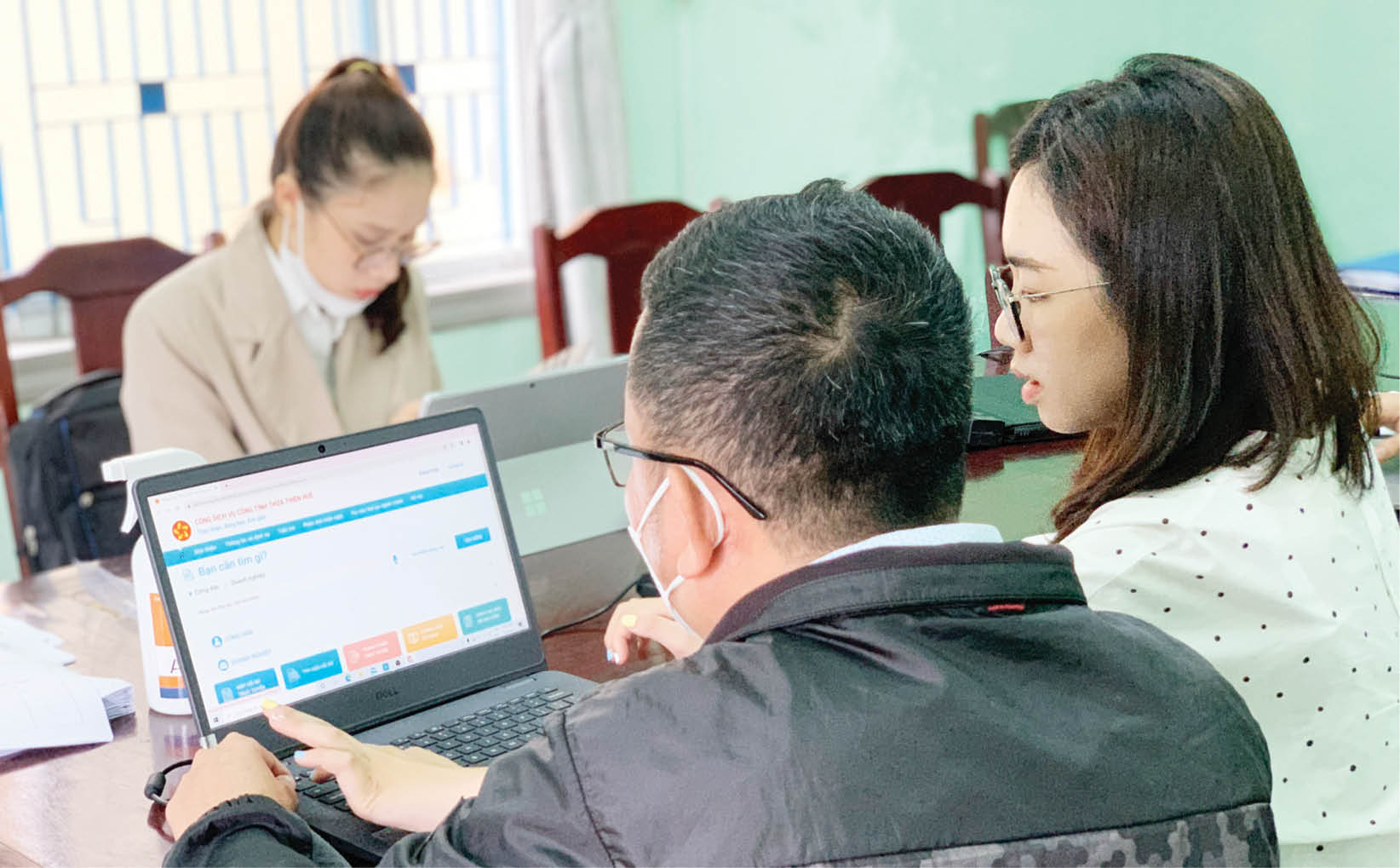 Gỡ rào cản tiếp cận dịch vụ công trực tuyến