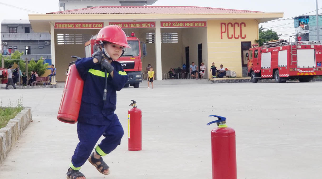 Trang bị kiến thức, kỹ năng mềm cho trẻ