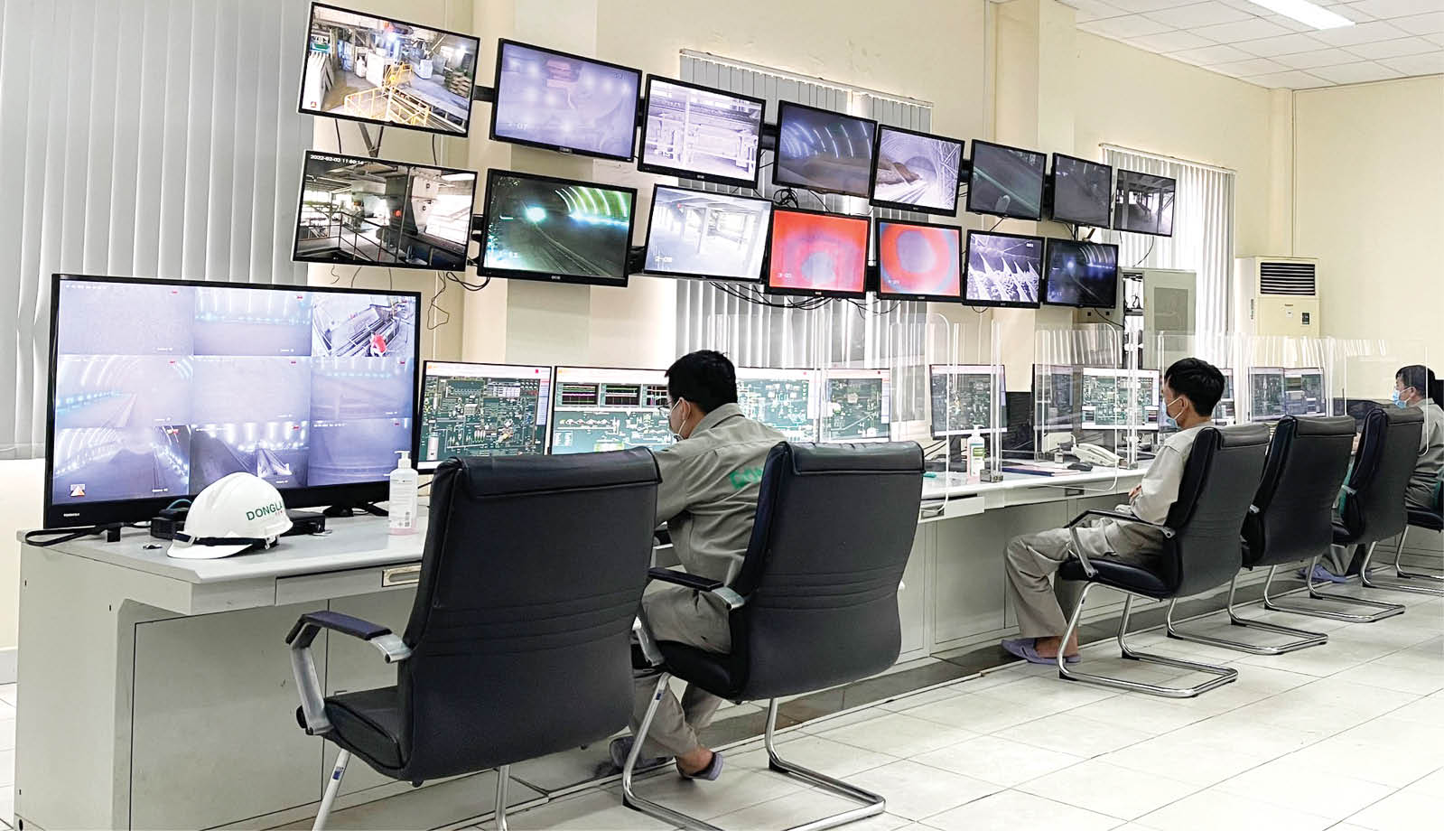 Tự động hóa trong sản xuất, giảm sức lao động