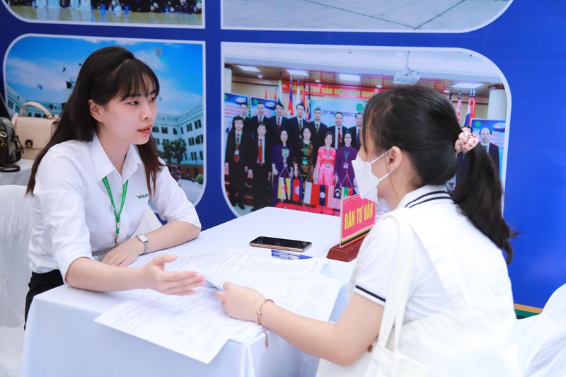 Không giữ tài khoản, mật khẩu và không làm thay thí sinh khi đăng ký xét tuyển đại học