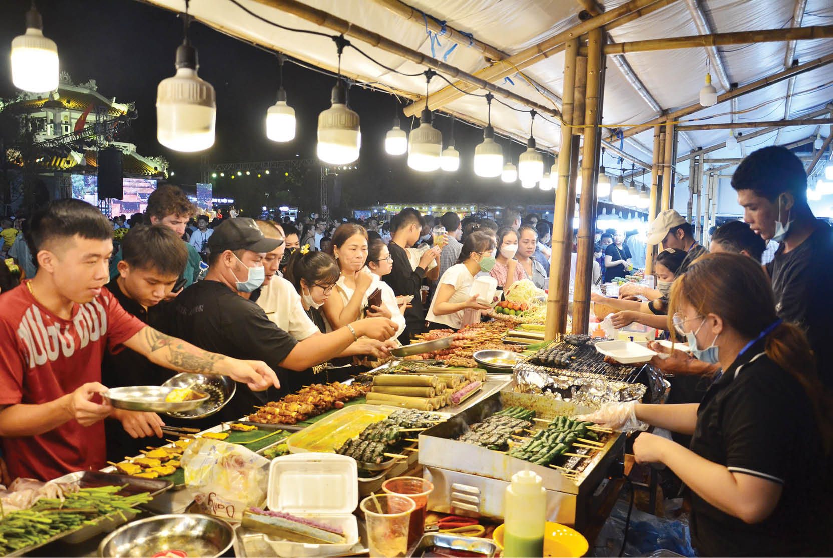 Sắc màu văn hóa hội tụ, lan tỏa