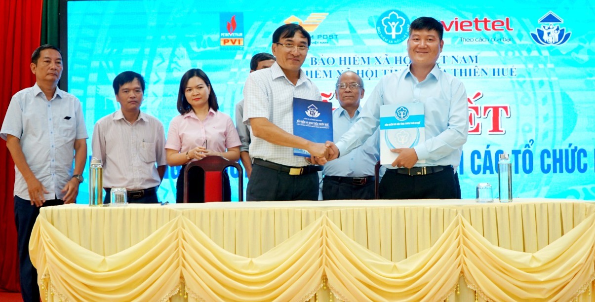 Ký kết hợp đồng ủy quyền thu Bảo hiểm xã hội, Bảo hiểm y tế
