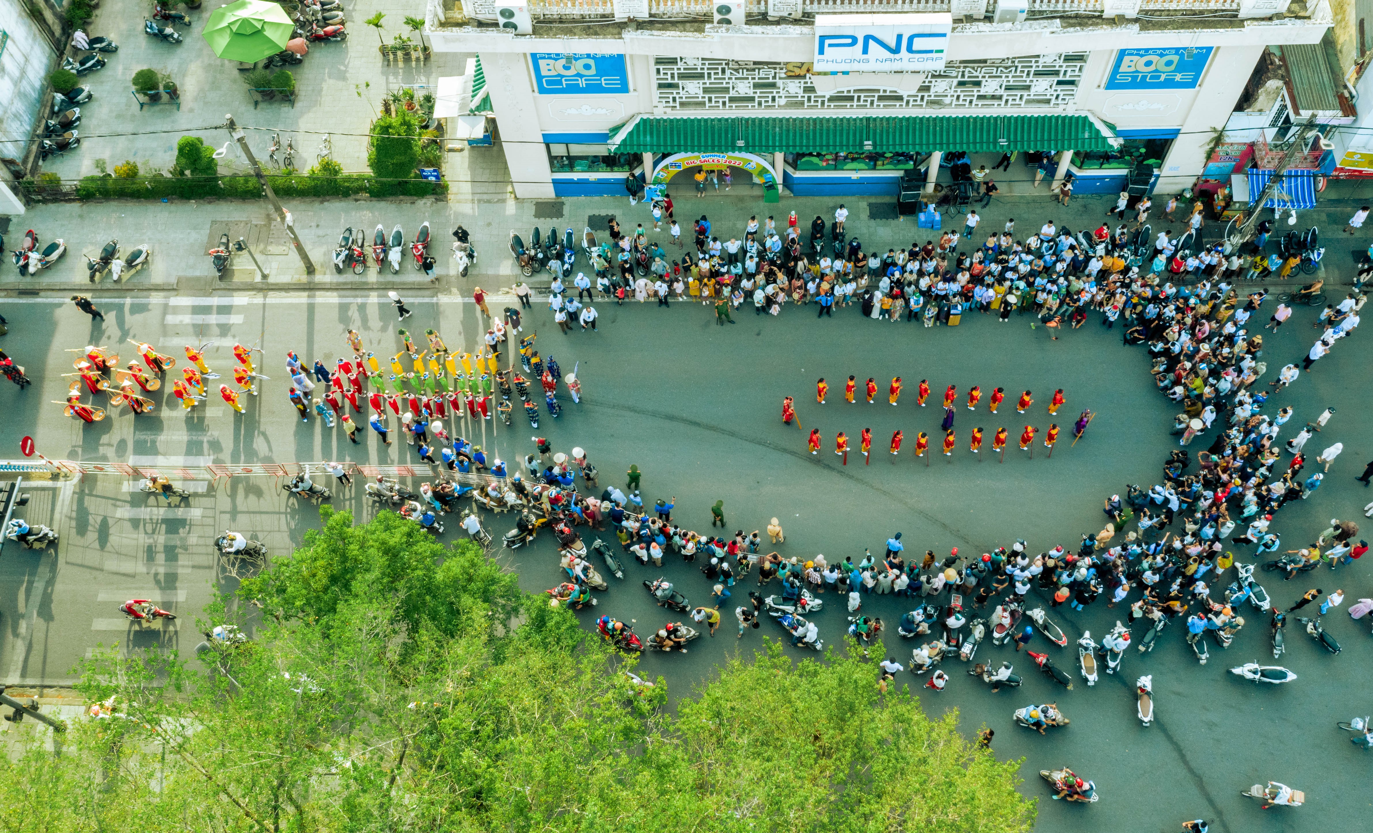 Gieo và gặt từ lễ hội