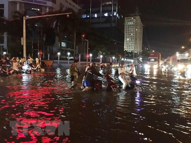 Bão số 1 di chuyển theo hướng tây bắc, có khả năng mạnh thêm