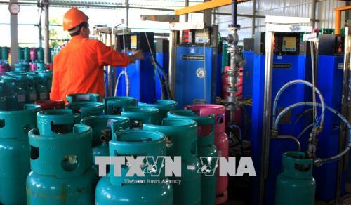 Giá gas tiếp tục giảm tháng thứ ba liên tiếp