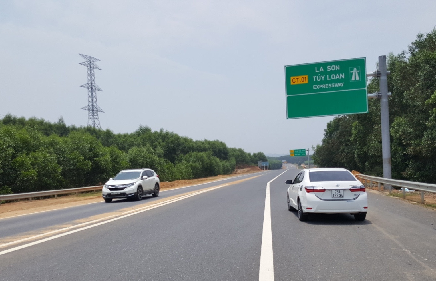 Gỡ “nút thắt” khúc ruột miền Trung - Kỳ 1 Những con đường khát vọng