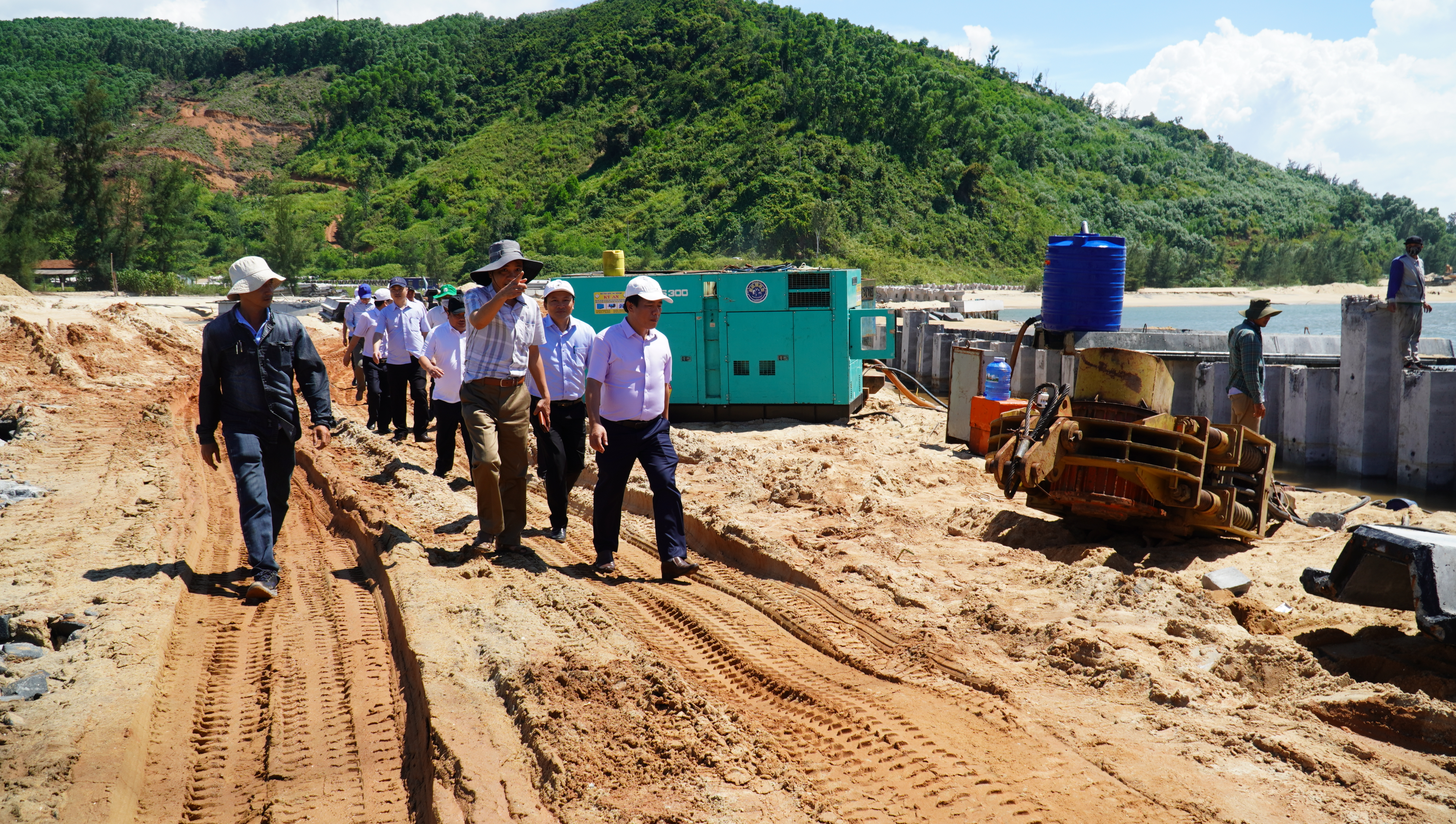 Sớm bàn giao, đưa vào vận hành hệ thống tưới Thanh Lam - Phú Đa