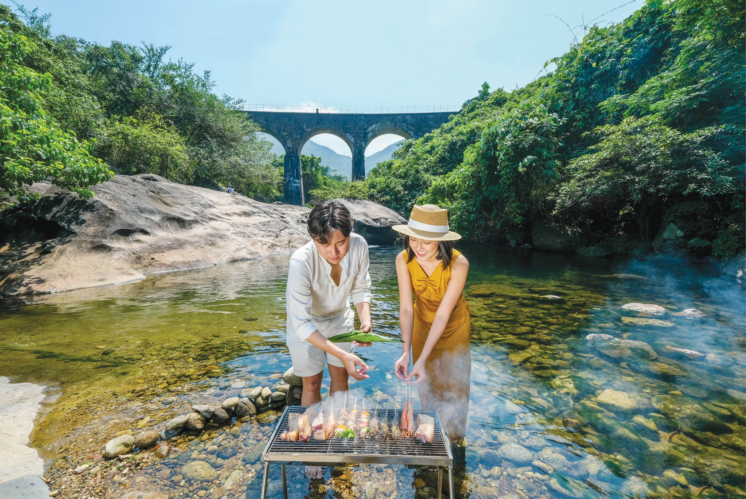 Trải nghiệm thú vị ở những con suối nguyên sơ