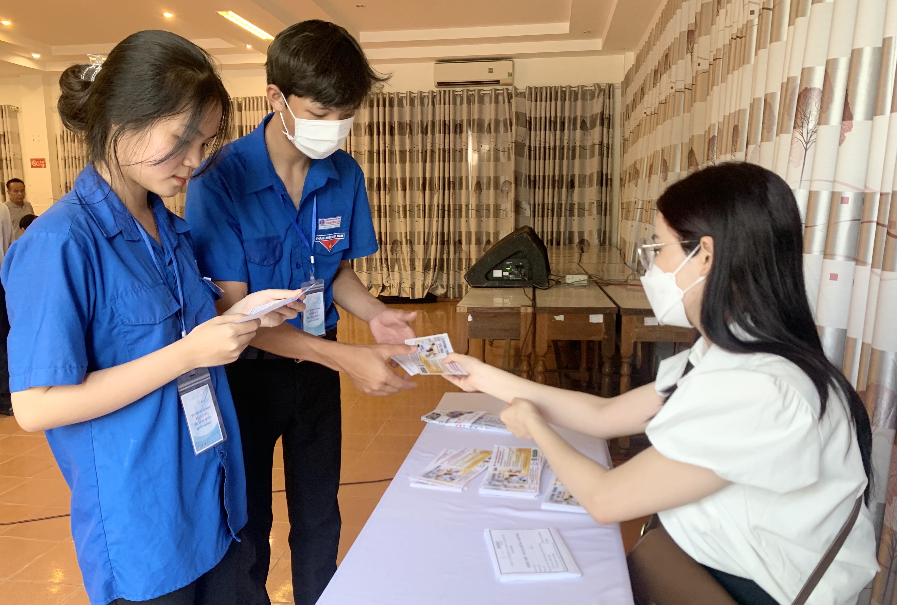 Hỗ trợ tư vấn du học và làm việc tại nước ngoài cho thanh niên