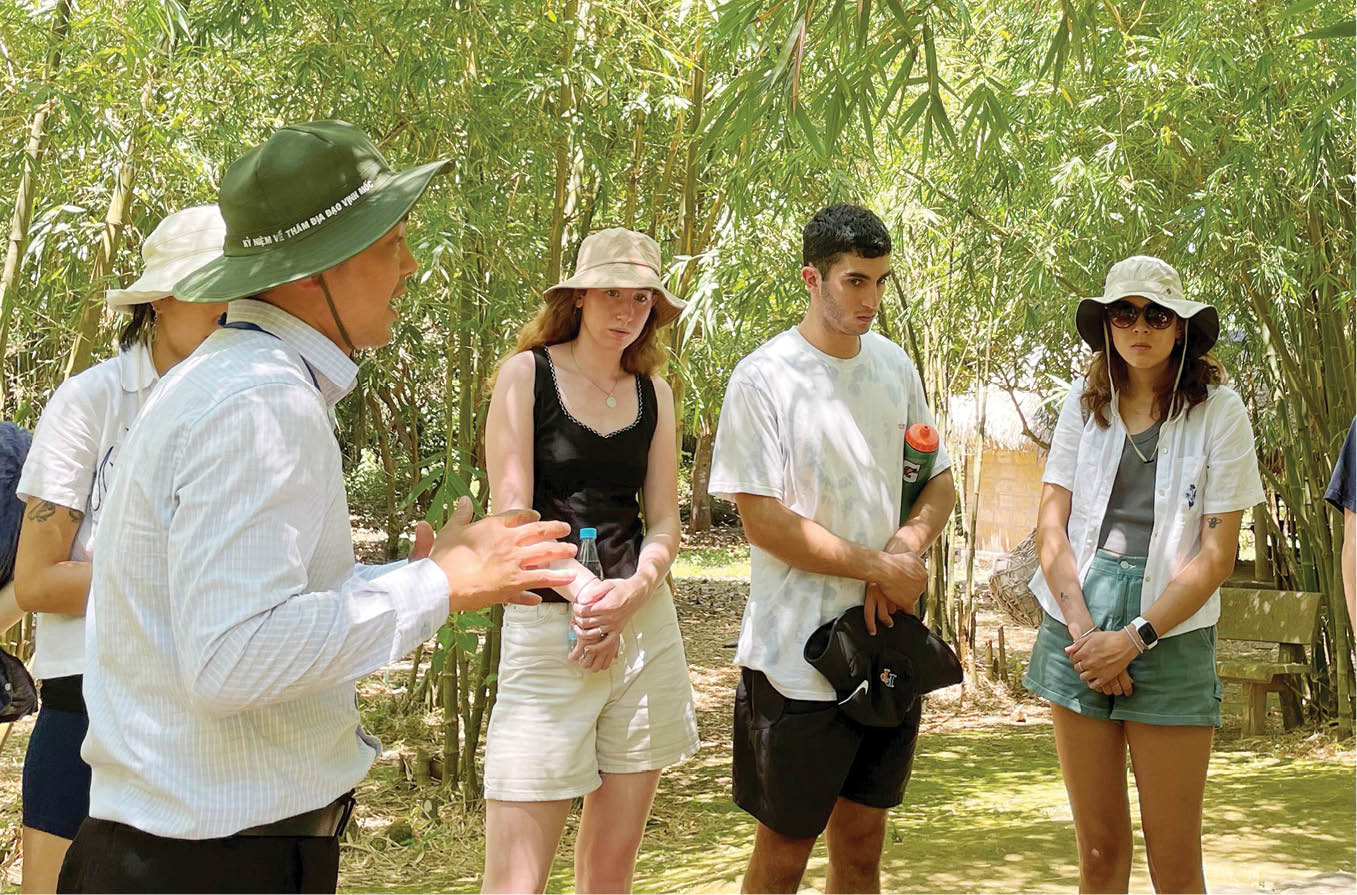 Hue University Restarting student exchange programs with other countries