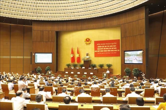 Hội nghị toàn quốc nghiên cứu, học tập, quán triệt Nghị quyết Hội nghị Trung ương 5, khóa XIII