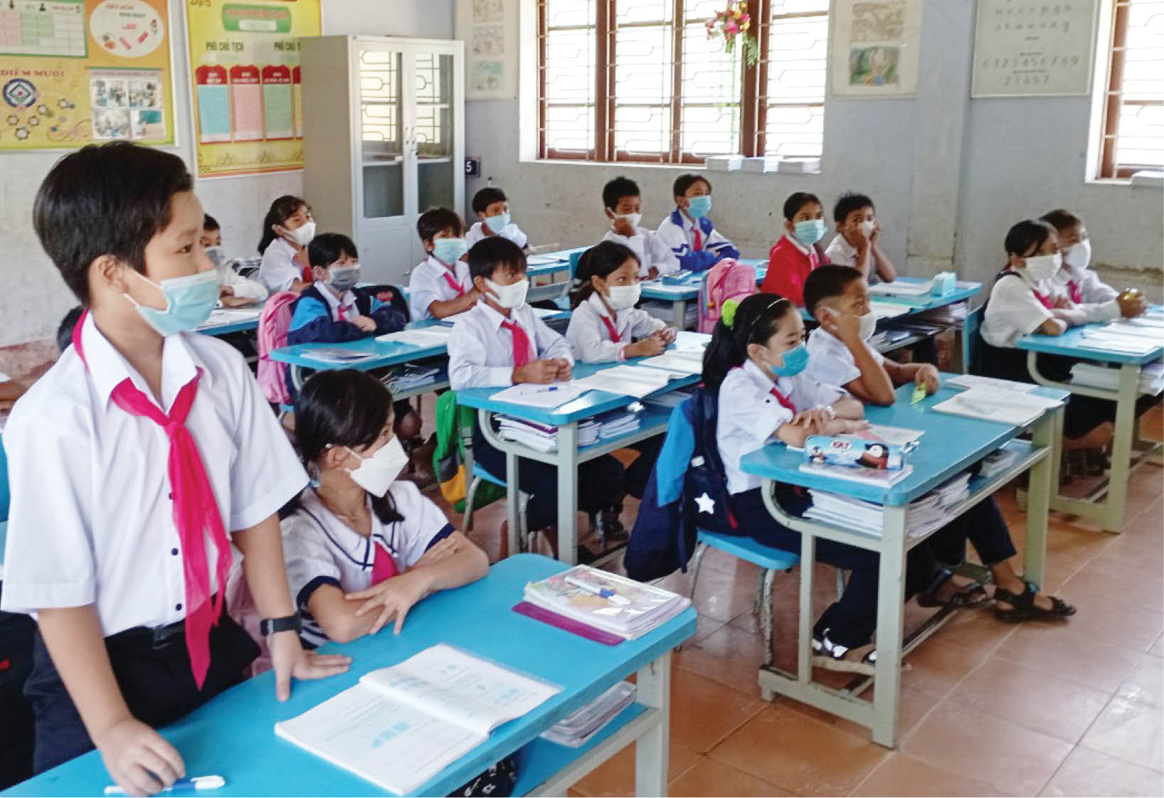 Không ép buộc mua sách tham khảo, sách bài tập