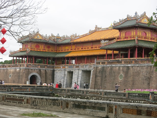 Xây dựng các điểm di tích thành điểm du lịch không khói thuốc