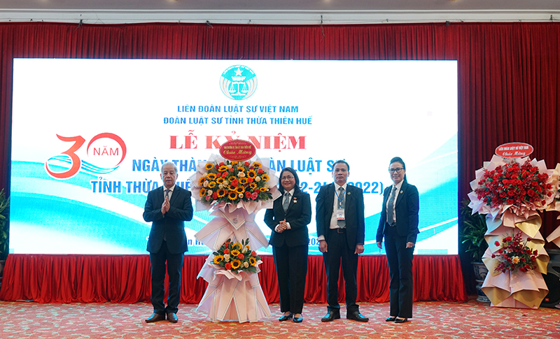 Mỗi luật sư hành nghề không chỉ giỏi kỹ năng mà phải có đạo đức nghề nghiệp
