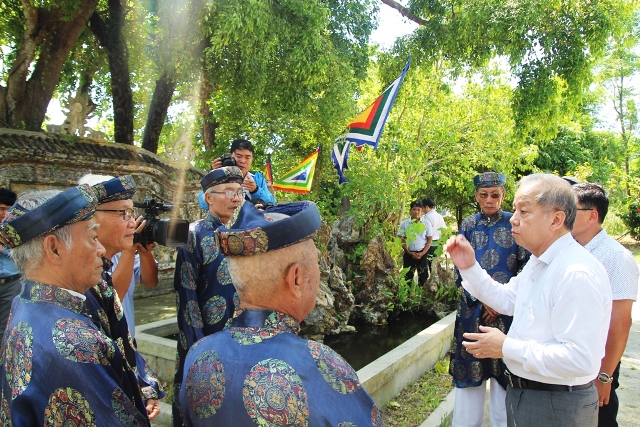 Giữ cốt cách văn hóa làng An Truyền