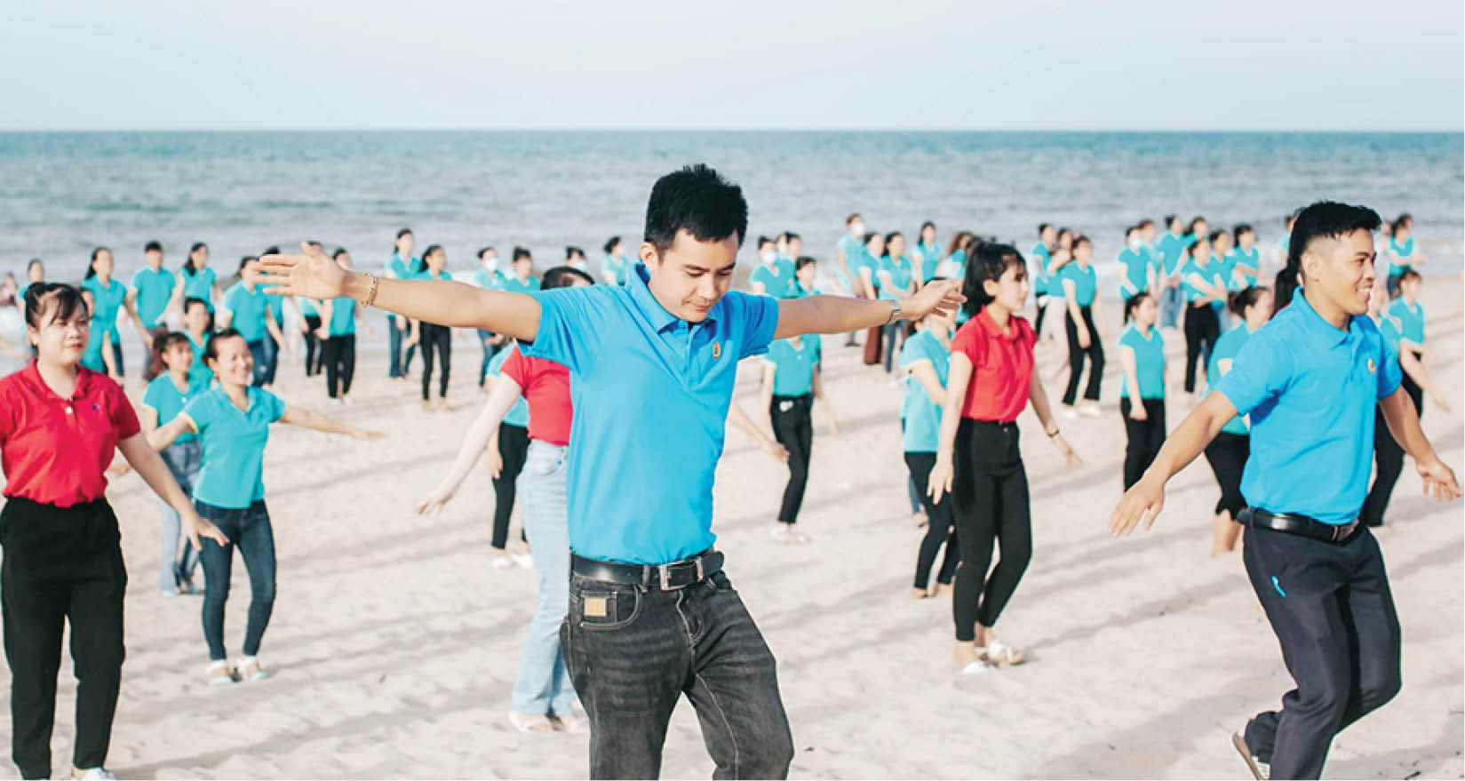 Hướng về đoàn viên, người lao động