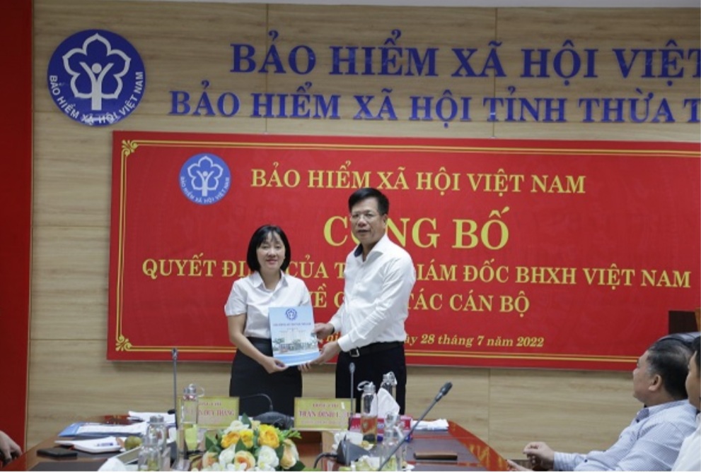 Công bố Quyết định bổ nhiệm Phó Giám đốc Bảo hiểm xã hội tỉnh