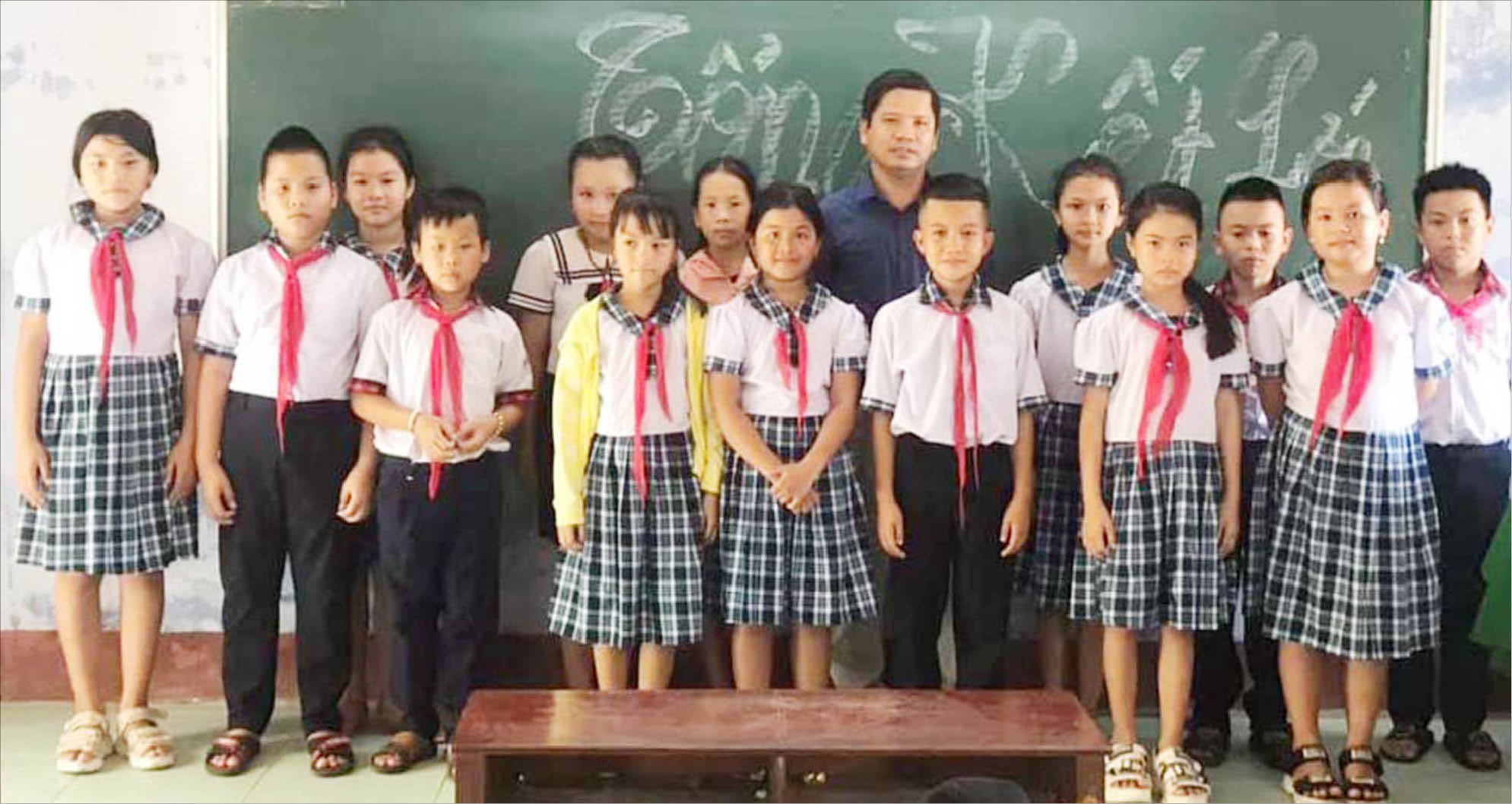 Thầy giáo mê nghề biển