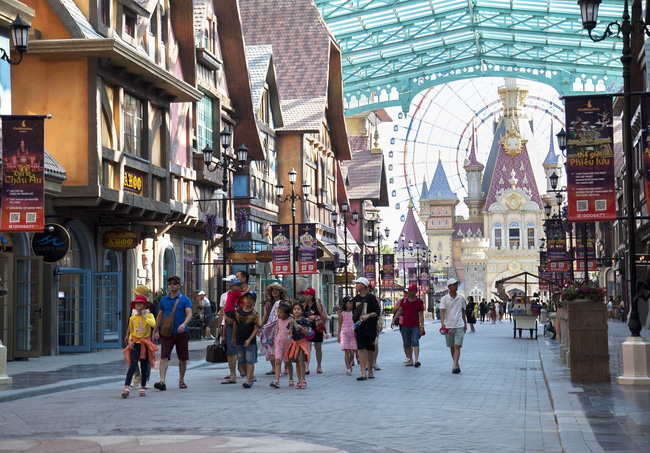 Tiềm tàng rủi ro trong sự tăng trưởng được thúc đẩy bởi du lịch