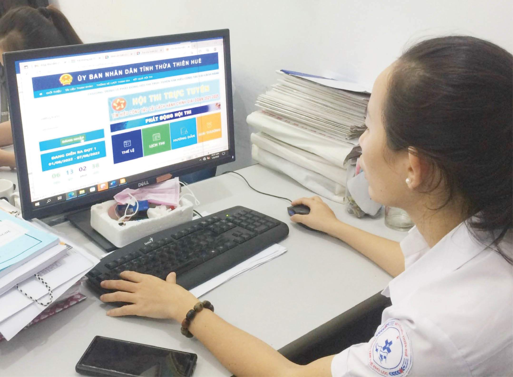 Giúp cán bộ, công chức, viên chức thực hiện tốt hơn cải cách hành chính