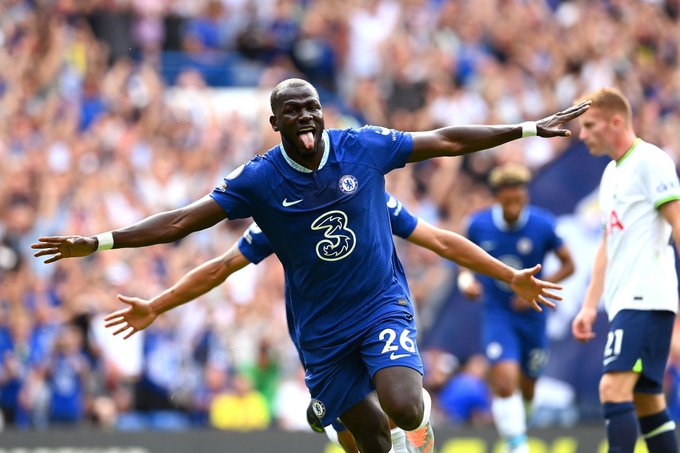 Kane ghi bàn phút cuối, Chelsea đánh rơi 3 điểm đầy tiếc nuối